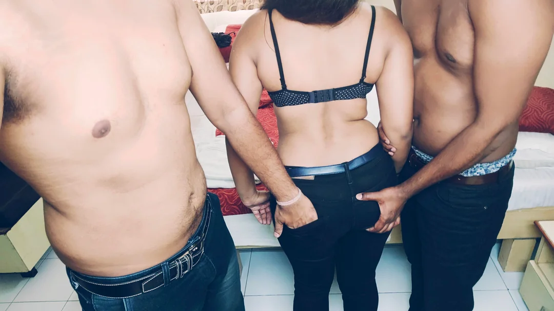 Indian Wife MFM Threesome 